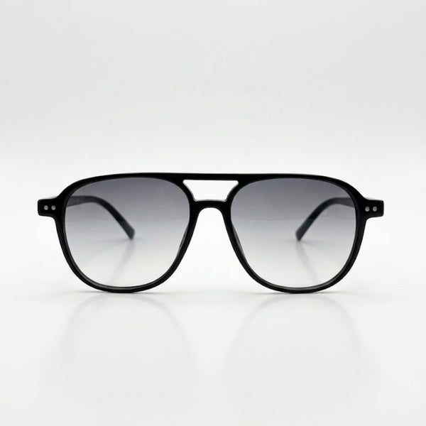 ZOIE | Black | Gradient Smoky Lens